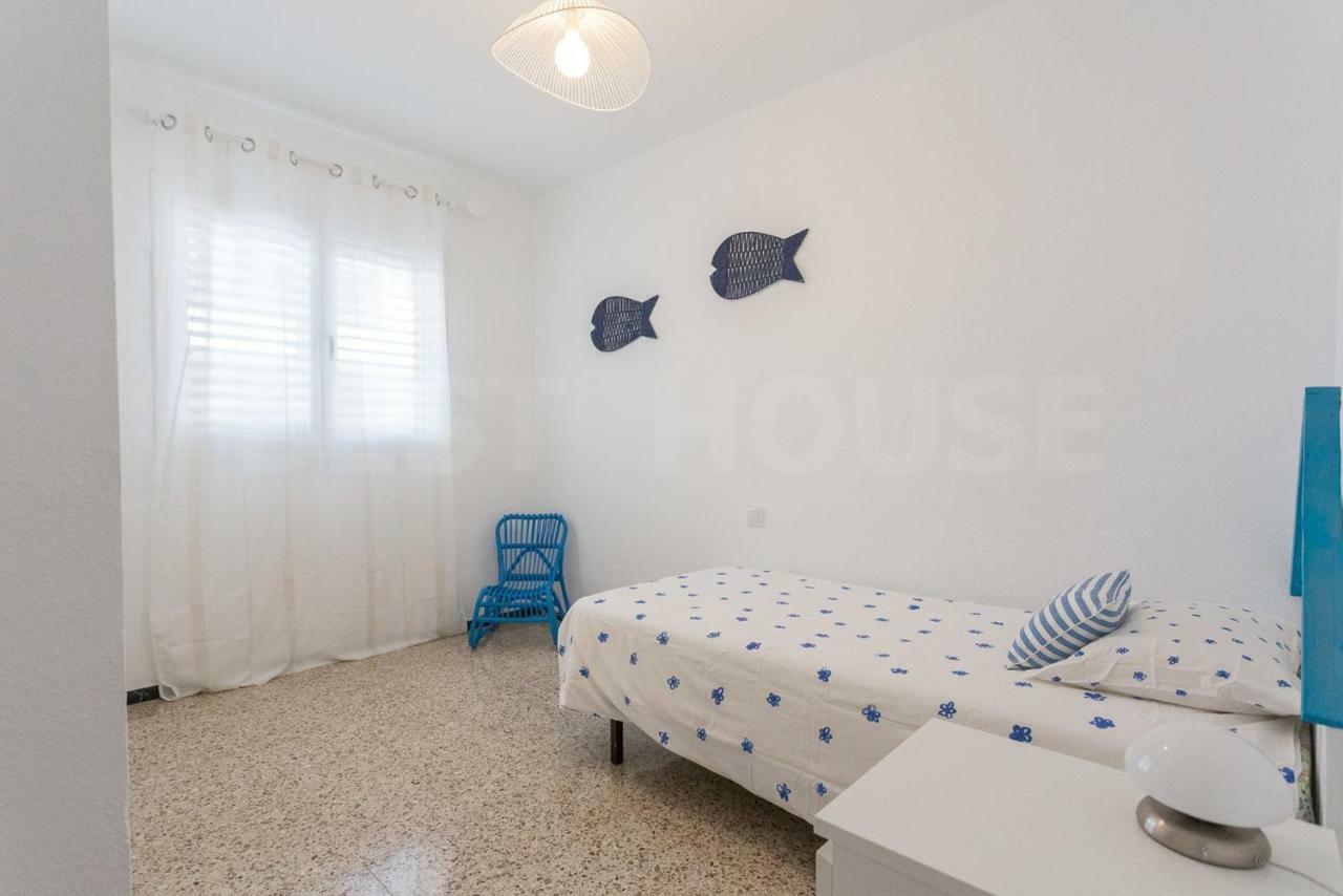 Cozy Apartment In Salinetas Beach. Exterior photo